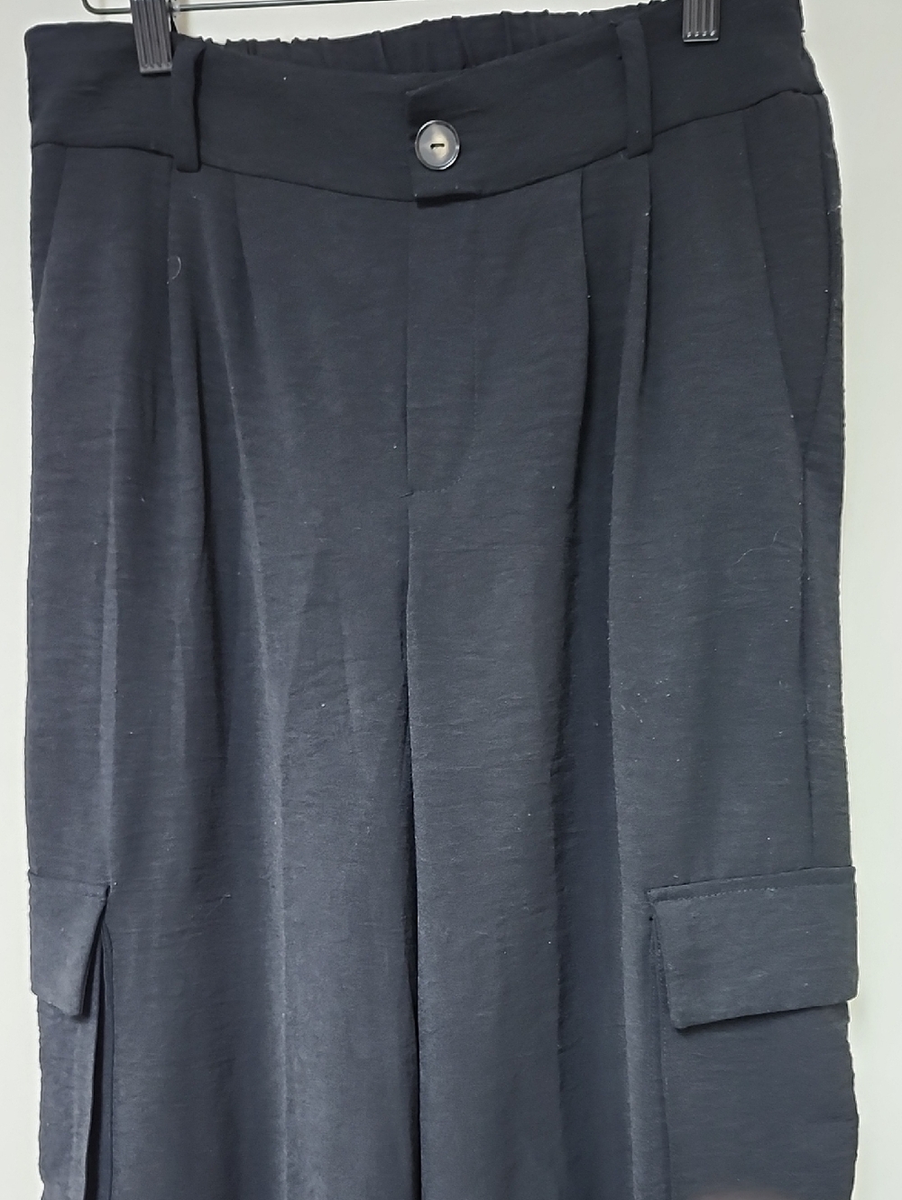 Wide Leg Lux Crinkle Cargo Pants - Picture 5 of 9